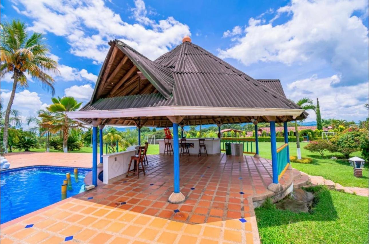Finca Hotel El Ocaso Quimbaya Luaran gambar