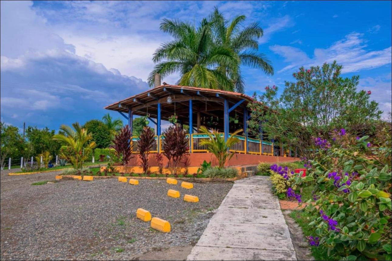 Finca Hotel El Ocaso Quimbaya Luaran gambar